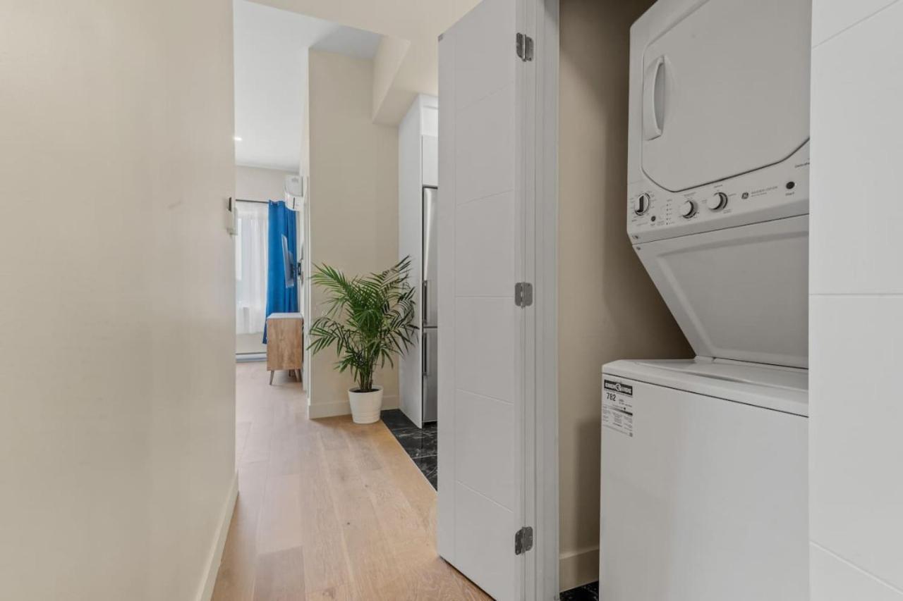 Downtown 2br *